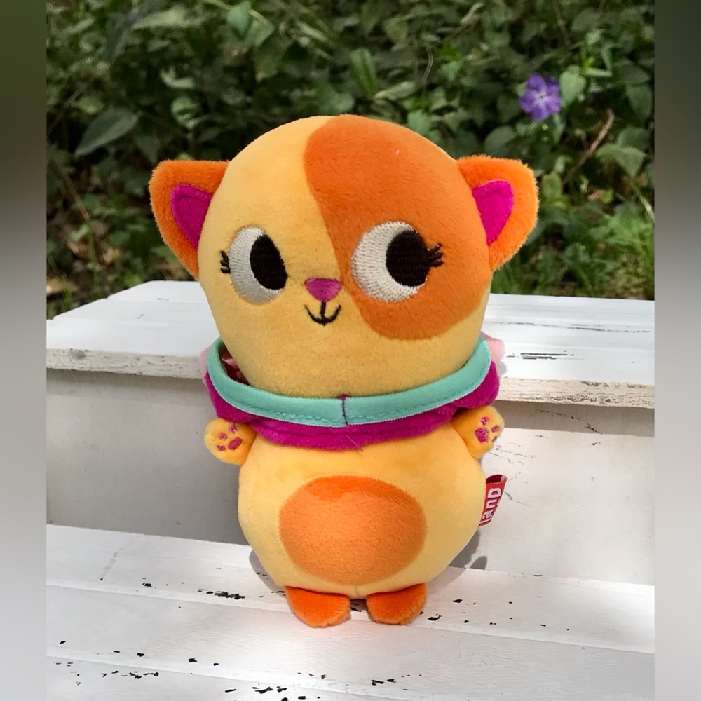 LAND OF B Scented Dress Up Cat Small Plush Stuffed Toy Removable Ice Cream Hat - Picture 9 of 9